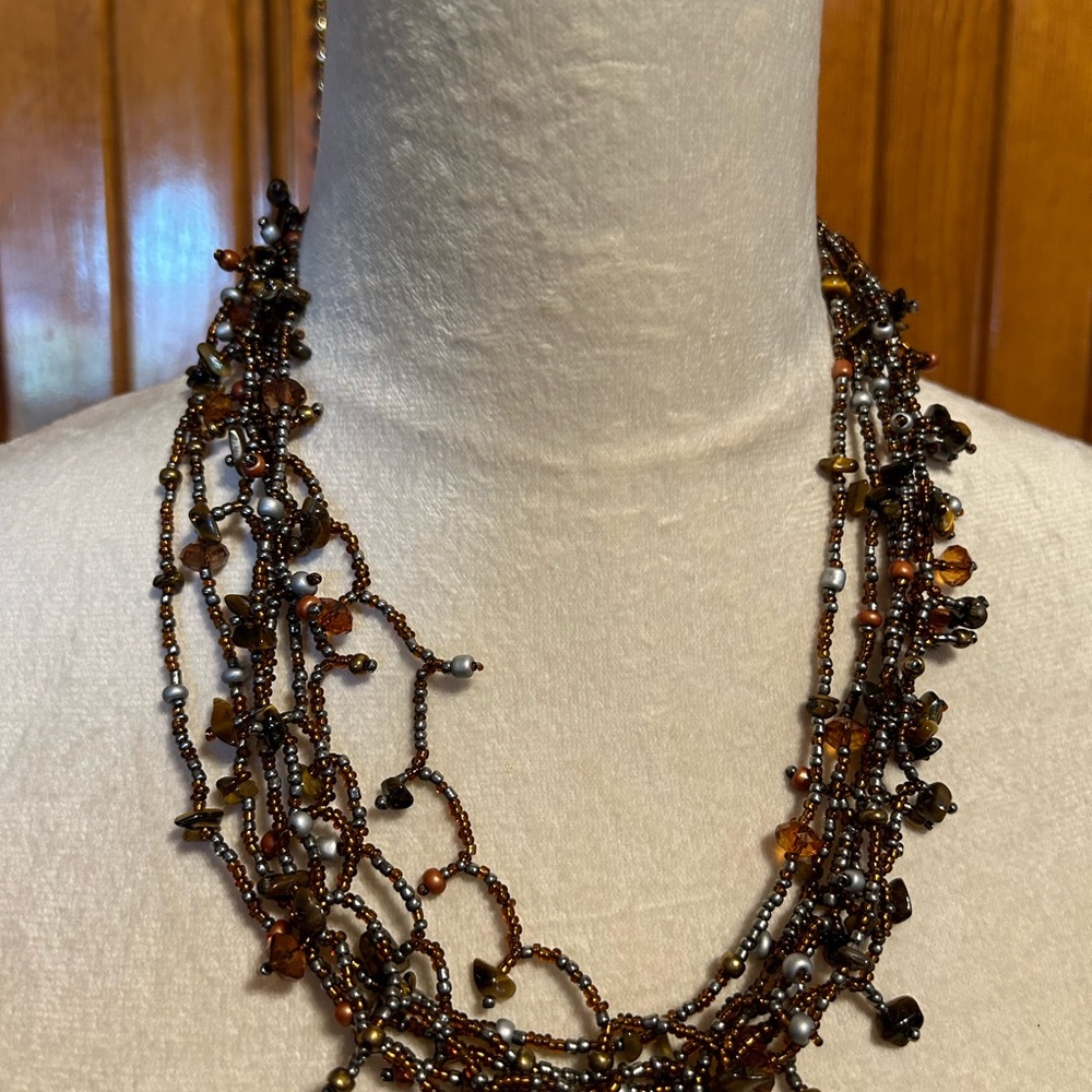 Beaded statement necklace and earring set - Picture 2 of 2